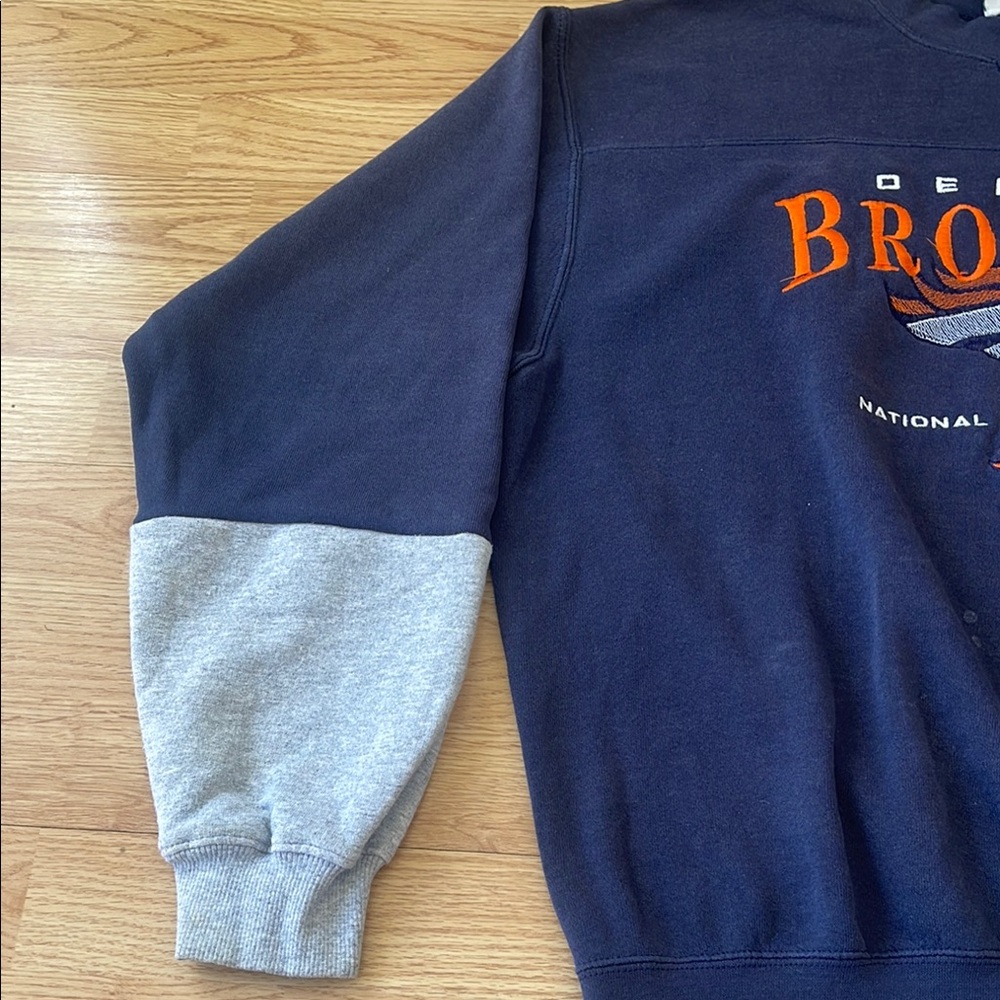 VTG Denver Broncos Reworked Crewneck - Picture 2 of 4